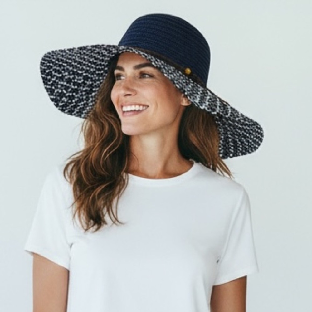Fashion Hat Wide Brim‎ Woven Sun Hat Beaded String Band Blue NWT 9039